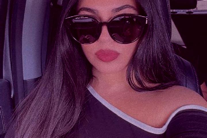 Ella, 38 — Escort in Taretan, Mexico