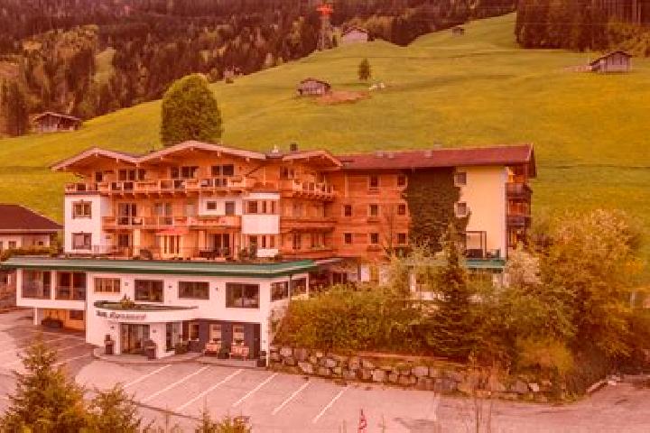 Ella, 38 — Escort in Untertauern, Austria