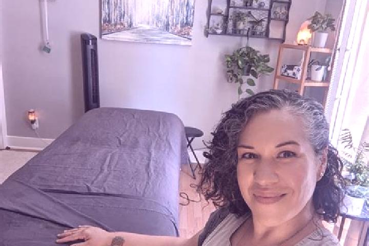 Ella, 39, a brunette dark-eyed latina companion based in Tailem Bend. Offering Duos, Massage, 69. Available for incall and outcall, day and evening dates.