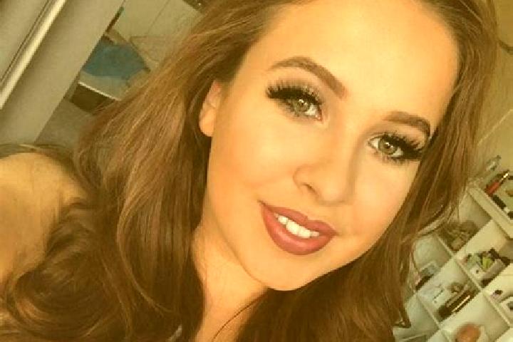 Ella, 39, a dark blonde amber-eyed slavic companion based in Kamaruddinnagar. Offering Girlfriend Experience, 69, OWO, CIM. Available for incall and outcall,...