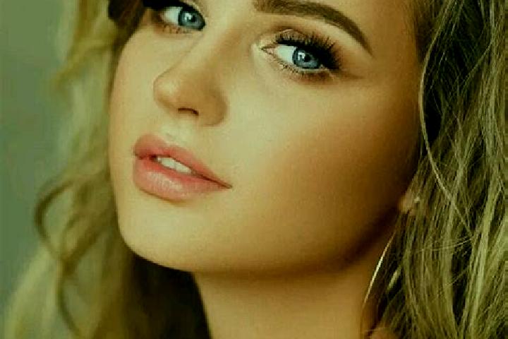 Ella, 39, a dark blonde blue-eyed caribbean companion based in Cati. Offering Dinner Date, Domination, A-Level, Overnight. Available for incall and outcall, ...