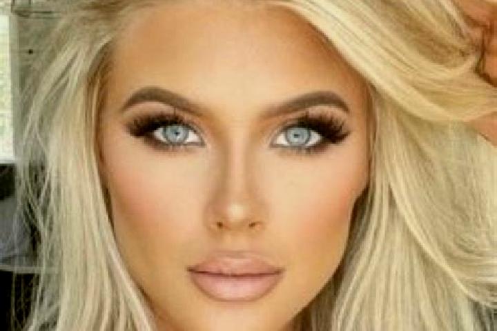 Ella, 39, a platinum blonde hazel-eyed indian companion based in Wittbek. Offering Erotic Massage, Striptease, Overnight, Duos. Available for incall and outc...
