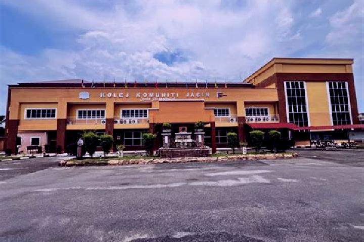 Ella, 39 — Escort in Kampong Masjid Tanah, Malaysia