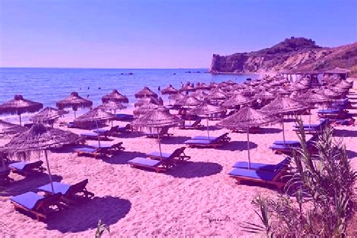 Ella, 39 — Escort in Portez, Albania