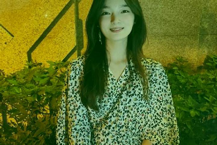 Ella, 39 — Escort in Quanfu, China