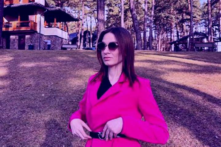 Ella, 39 — Escort in Starychi, Ukraine