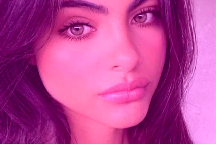 Ellie, 20, a black grey-eyed indian companion based in Lajamanu. Offering GFE, Fetish, Couples. Available for incall and outcall, overnight bookings available.