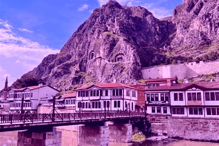 Ellie, 20 — Escort in Amasya, Turkey
