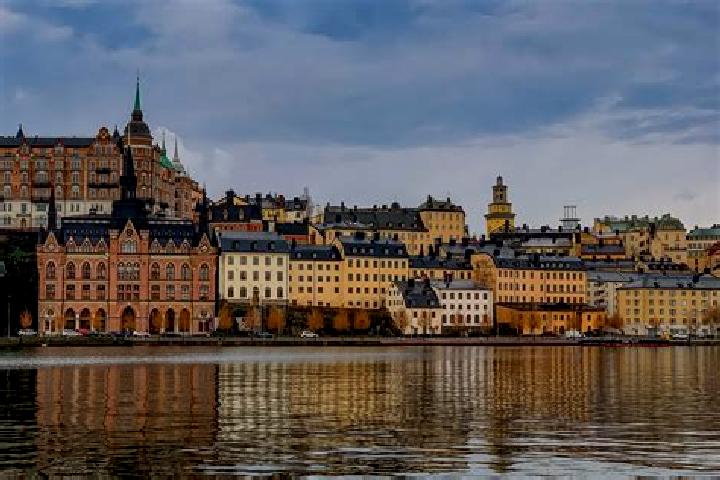 Ellie, 20 — Escort in Hoervik, Sweden