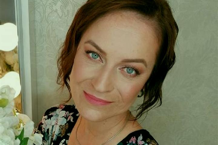 Ellie, 20 — Escort in Hulin, Czech Republic