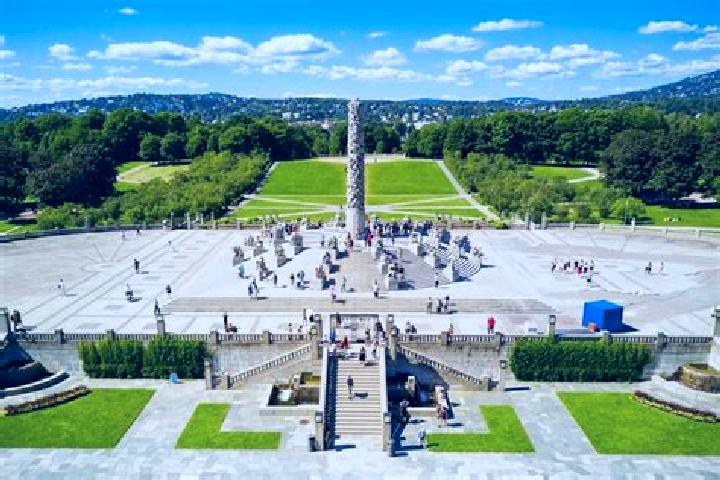 Ellie, 20 — Escort in Vigeland, Norway