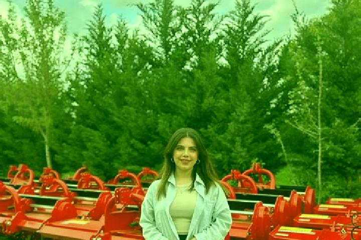 Ellie, 20 — Escort in Yatagan, Turkey