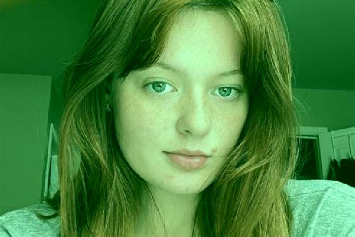 Ellie, 21, a auburn dark-eyed latina companion based in Ejido Jalapa. Offering Roleplay, A-Level, CIM, Overnight, 69. Available for incall and outcall, day a...