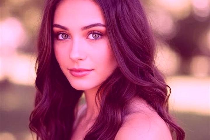 Ellie, 21, a black hazel-eyed caribbean companion based in Hatley. Offering Tantra, Girlfriend Experience, Erotic Massage, Duos. Available for incall and out...