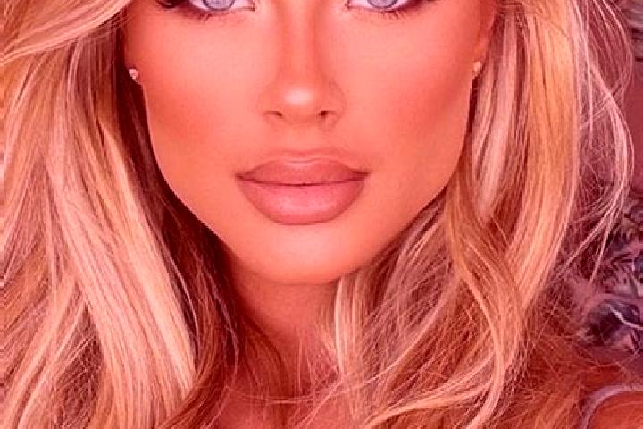 Ellie, 21, a blonde blue-eyed latina companion based in Schlieren / Engstringerquartier. Offering Striptease, BDSM, 69, CIM. Available for incall and outcall...