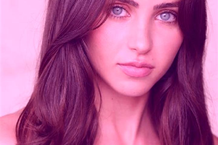 Ellie, 21, a brunette brown-eyed latina companion based in Iitomi. Offering Erotic Massage, Fetish, Duos, A-Level. Available for incall and outcall, overnigh...