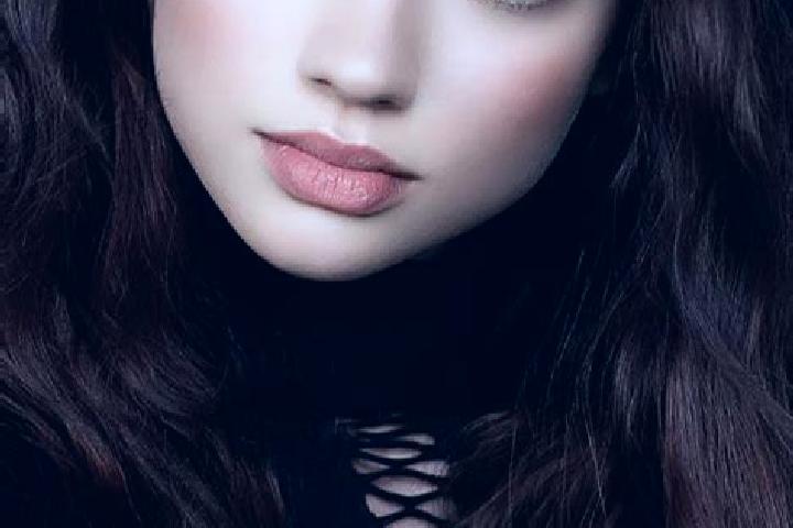 Ellie, 21, a brunette dark-eyed ebony companion based in Tudela de Duero. Offering Travel Companion, Tantra, Party Girl, Prostate Massage, Girlfriend Experie...