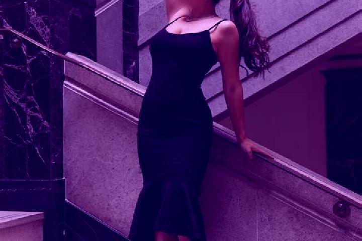 Ellie, 21, a dark blonde dark-eyed latina companion based in Lidlington. Offering A-Level, GFE, BDSM. Available for incall and outcall, day and evening dates.