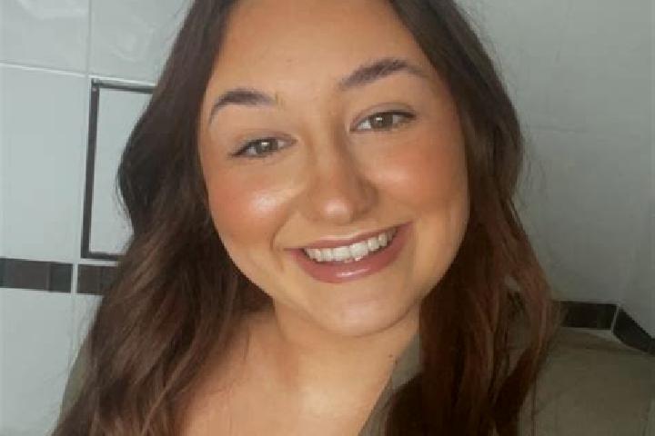 Ellie, 21 — Escort in Blackridge, United Kingdom