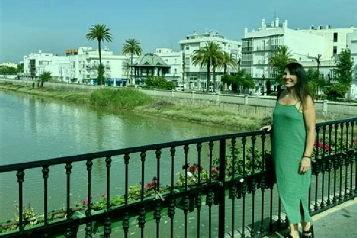 Ellie, 21 — Escort in Chiclana de la Frontera, Spain