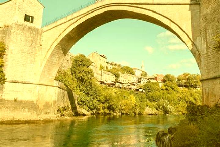 Ellie, 21 — Escort in Mihatovici, Bosnia and Herzegovina
