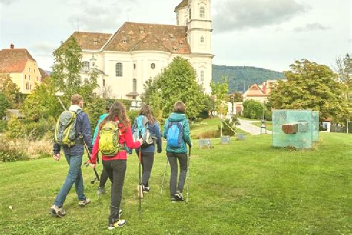 Ellie, 21 — Escort in Sankt Lorenzen im Muerztal, Austria