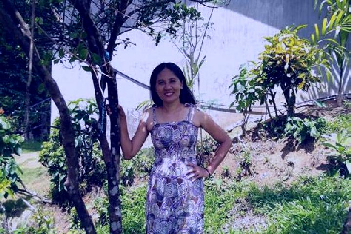 Ellie, 21 — Escort in Siayan, Philippines