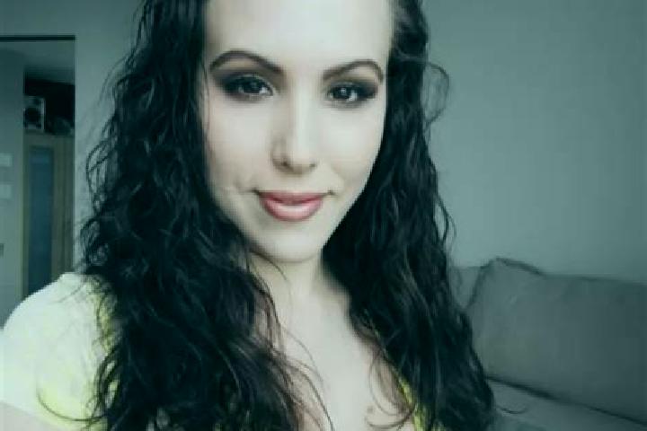 Ellie, 22, a black brown-eyed european companion based in Vintu de Jos. Offering BDSM, Duos, Massage, Striptease. Available for incall and outcall, day and e...