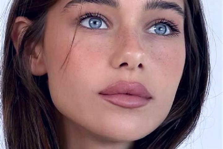 Ellie, 22, a brunette grey-eyed slavic companion based in Horni Pocaply. Offering Deep French Kissing, Fetish, Domination. Available for incall and outcall, ...