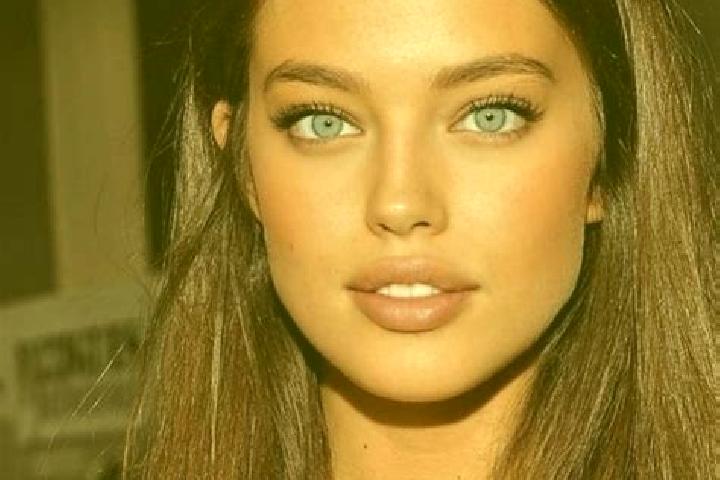 Ellie, 22, a chestnut green-eyed caucasian companion based in Hathras. Offering Overnight, Striptease, 69, Tantra. Available for incall and outcall, day and ...