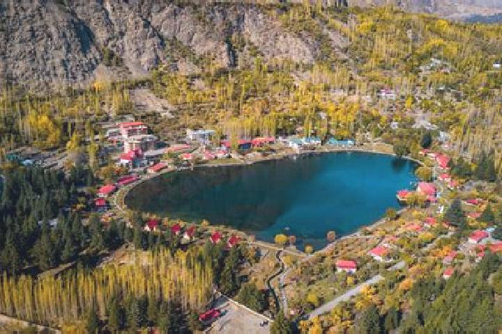 Ellie, 22 — Escort in Hala, Pakistan