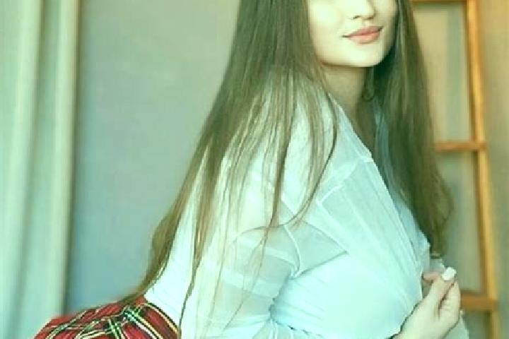 Ellie, 22 — Escort in Khmelnytskyi, Ukraine