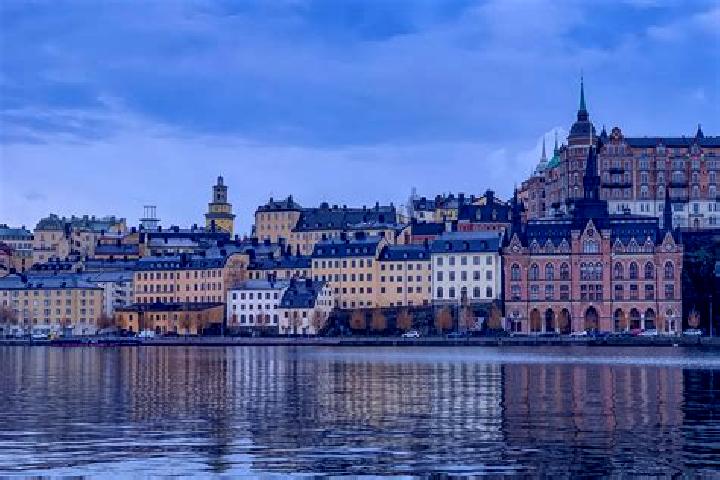 Ellie, 22 — Escort in Kvaenum, Sweden