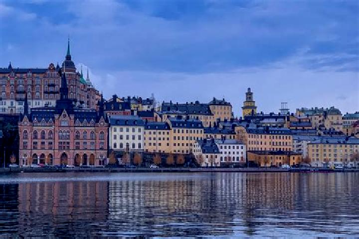 Ellie, 22 — Escort in Munkfors, Sweden