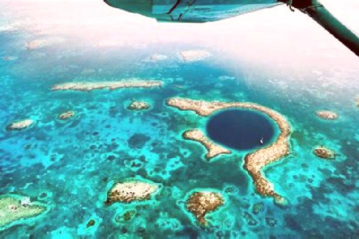 Ellie, 22 — Escort in Rock Hole, Cayman Islands