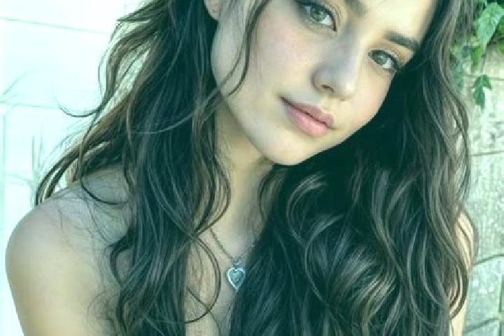 Ellie, 23, a auburn brown-eyed mediterranean companion based in Trinidad. Offering Couples, BDSM, Roleplay, GFE. Available for incall and outcall, day and ev...