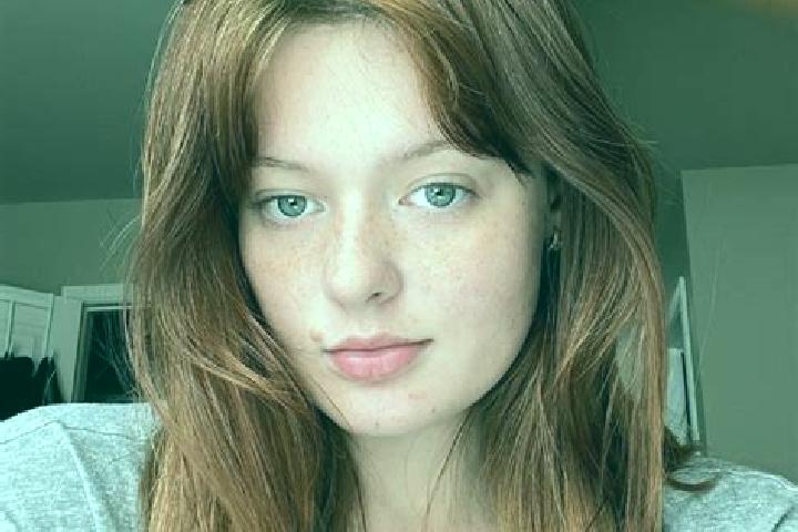 Ellie, 23, a chestnut grey-eyed mixed companion based in Conrad. Offering Couples, Overnight, Domination, Deep French Kissing. Available for incall and outca...