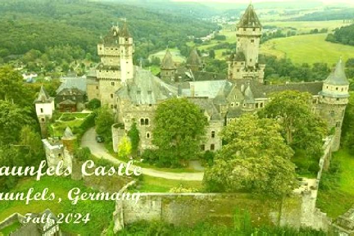 Ellie, 23 — Escort in Braunfels, Germany
