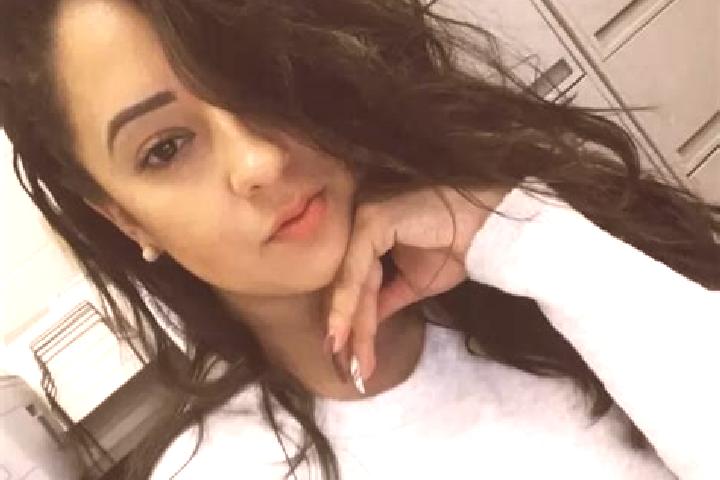 Ellie, 24, a black brown-eyed middle eastern companion based in Borove. Offering Massage, A-Level, GFE, Travel Companion. Available for incall and outcall, o...