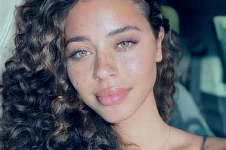 Ellie, 24, a black hazel-eyed latina companion based in Velabisht. Offering Prostate Massage, CIM, A-Level, Overnight, 69. Available for incall and outcall, ...