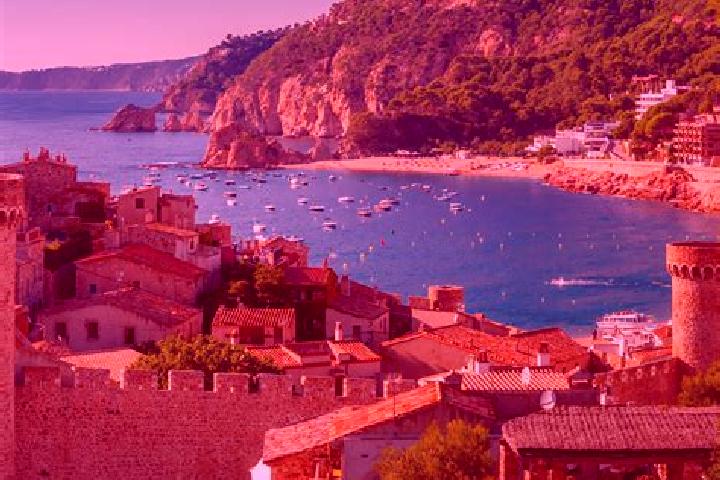 Ellie, 24 — Escort in Corrales, Spain