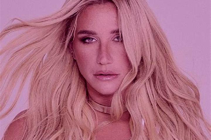 Ellie, 24 — Escort in Kesha, China