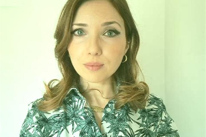 Ellie, 24 — Escort in Parma Heights, United States