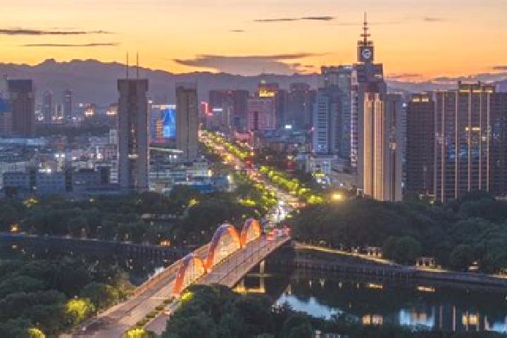 Ellie, 24 — Escort in Yangshan, China