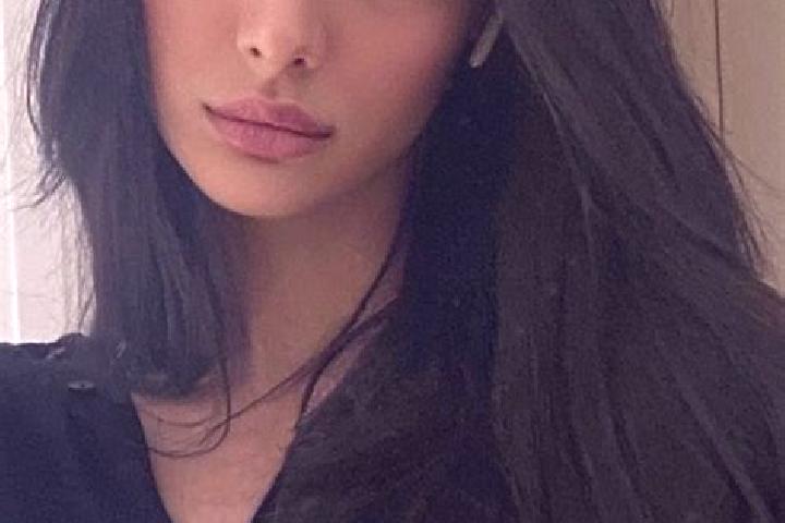 Ellie, 25, a black dark-eyed middle eastern companion based in Cremignane. Offering BDSM, CIM, Party Girl, Girlfriend Experience. Available for incall and ou...