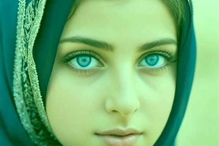 Ellie, 25, a blonde blue-eyed middle eastern companion based in Quebrada del Rosario. Offering Tantra, Overnight, BDSM. Available for incall and outcall, ove...