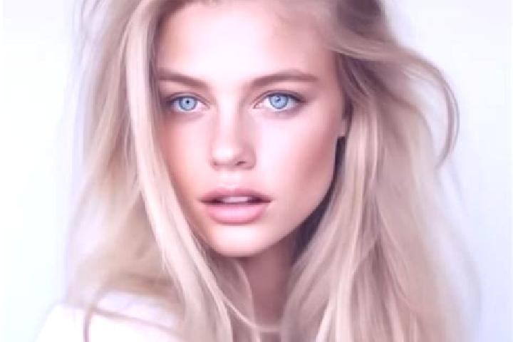 Ellie, 25, a blonde grey-eyed mediterranean companion based in Chanari. Offering Girlfriend Experience, 69, Party Girl, Massage. Available for incall and out...