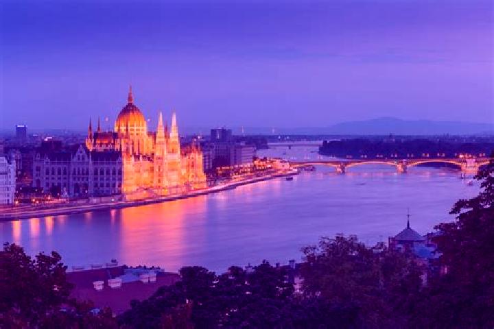 Ellie, 25 — Escort in Enying, Hungary