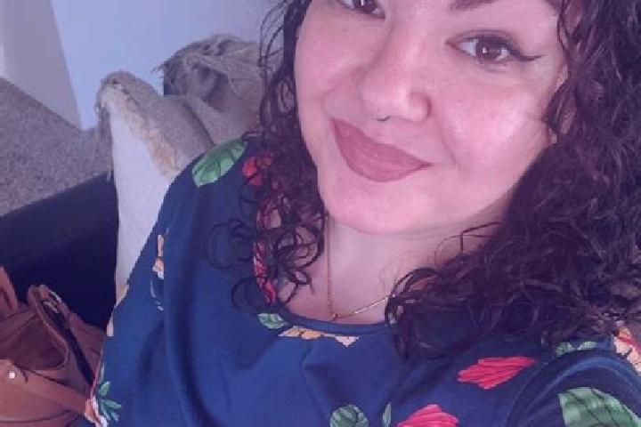 Ellie, 25 — Escort in Maury City, United States