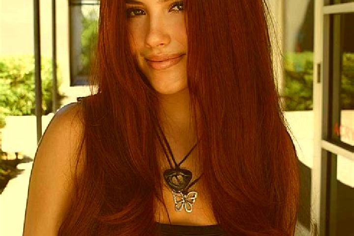 Ellie, 26, a auburn dark-eyed latina companion based in San Martin. Offering Girlfriend Experience, OWO, Duos, A-Level, Dinner Date. Available for incall and...